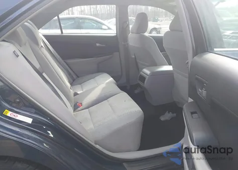 2014 Toyota Camry Le z USA, uszkodzony, nr VIN 4T4BF1FK5ER421882